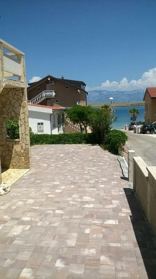 Apartmani Darija Vir Luaran gambar